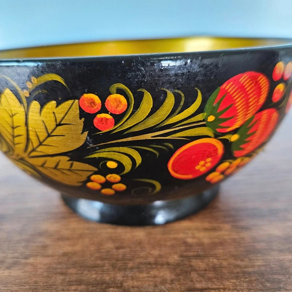 Vintage Russian Khokhloma Hand Painted Wooden Bowl Strawberry Floral Black Gold